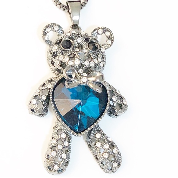 Posherpooch Jewelry - Teddy Bear Statement Necklace New
28"
BJ